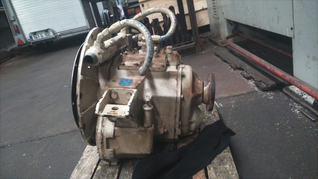 Cummins/Velvet drive/Borg Warner gearbox - picture 1
