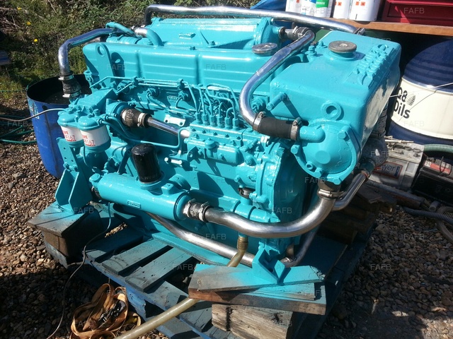 Ford 2700 series diesel engine